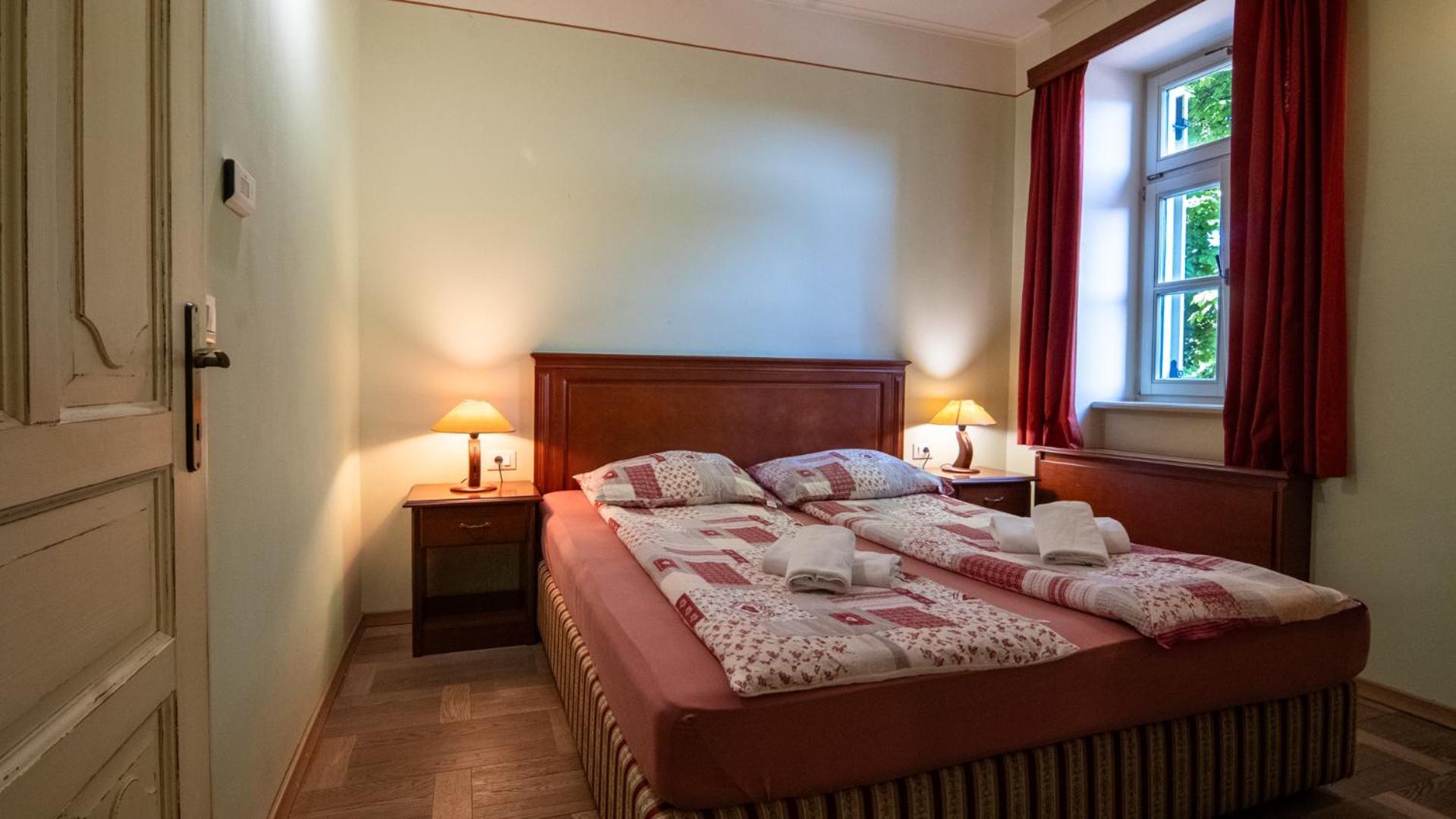Hotel Veganfresh Medvode Zewnętrze zdjęcie
